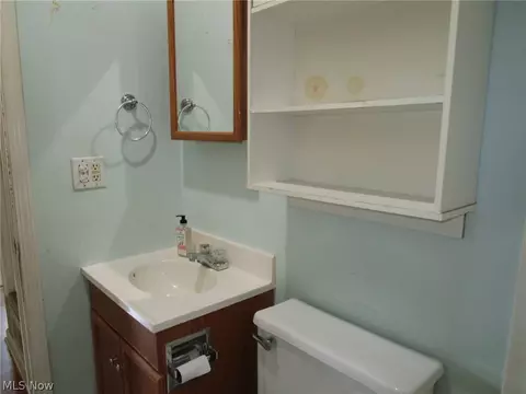 Bath - 155 Manola St, Ashtabula, OH 44004 photo 1 of 4