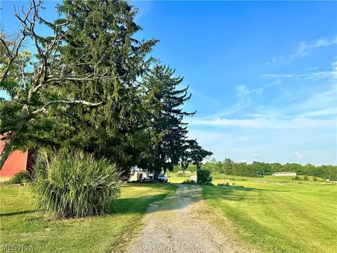 48 Anderson Rd, Fleming, OH 45729 photo 2
