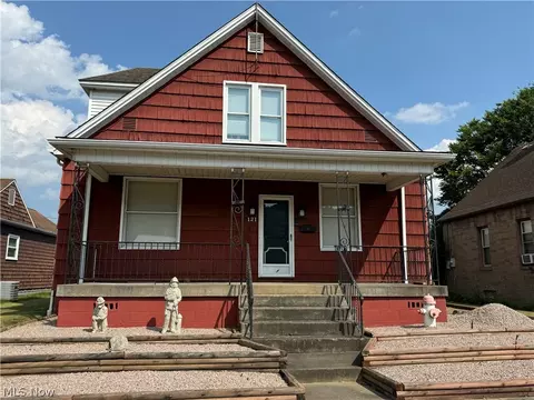 121 Mound St, Tiltonsville, OH 43963