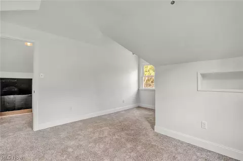 1602 Mapleview Dr, Seven Hills, OH 44131 photo 23