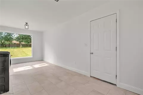 1602 Mapleview Dr, Seven Hills, OH 44131 photo 33