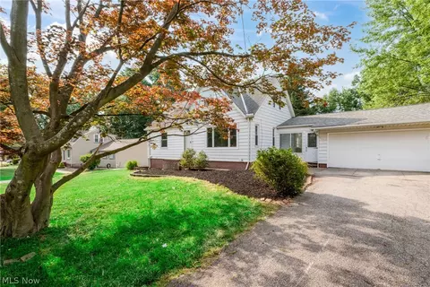 1602 Mapleview Dr, Seven Hills, OH 44131 photo 47