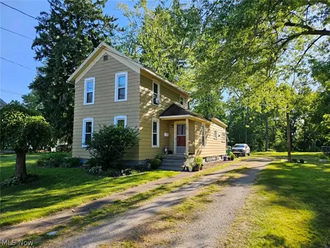 768 Liberty St, Painesville, OH 44077