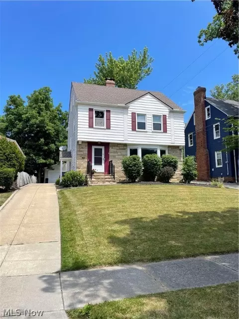 3937 Meadowbrook Blvd, University Heights, OH 44118