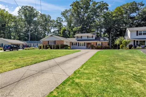 24705 Dundee Dr, Richmond Heights, OH 44143