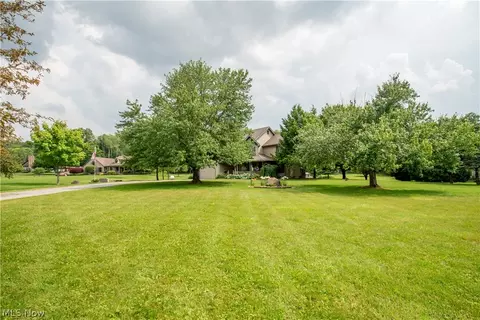 8487 W South Range Rd, Salem, OH 44460
