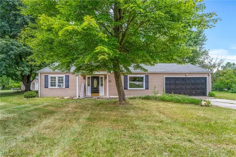 3925 W Western Reserve Rd, Canfield, OH 44406
