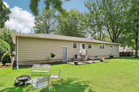 1380 Hamlin Dr, Ashtabula, OH 44004 photo 6
