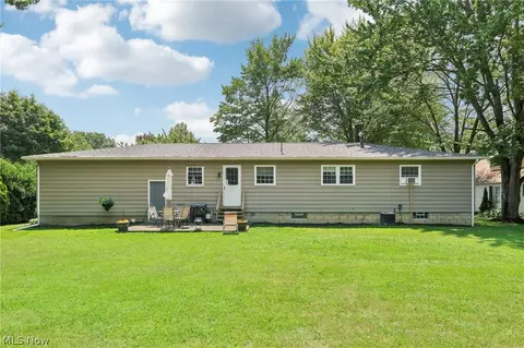 1380 Hamlin Dr, Ashtabula, OH 44004 photo 8