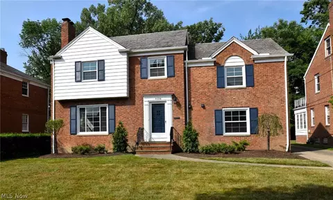4098 Washington Blvd, University Heights, OH 44118