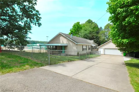 1122 Stinard Ave, Akron, OH 44312