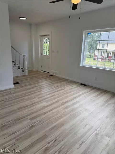 Living - 1118 W 6th St, Ashtabula, OH 44004 photo 2 of 2