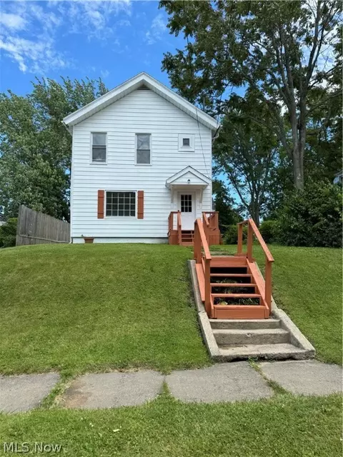 1118 W 6th St, Ashtabula, OH 44004