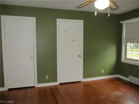 Bedroom - 727 Canterbury Ln, Boardman, OH 44512 photo 1 of 5