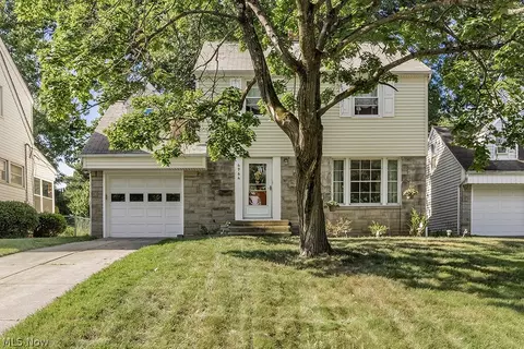 4964 Farnhurst Rd, Cleveland, OH 44124