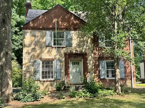 4065 Conover Rd, University Heights, OH 44118