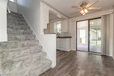 29736 Phillips Ave, Wickliffe, OH 44092 photo 6