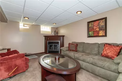 29736 Phillips Ave, Wickliffe, OH 44092 photo 24