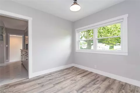 2415 W 13th St, Ashtabula, OH 44004 photo 9