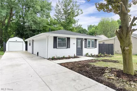 3001 Brenner Dr, Lorain, OH 44053