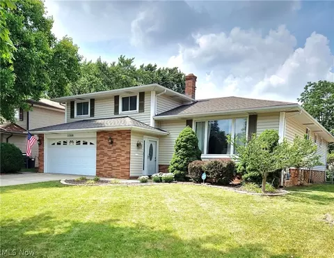 3308 Bowmen Ln, Cleveland, OH 44134