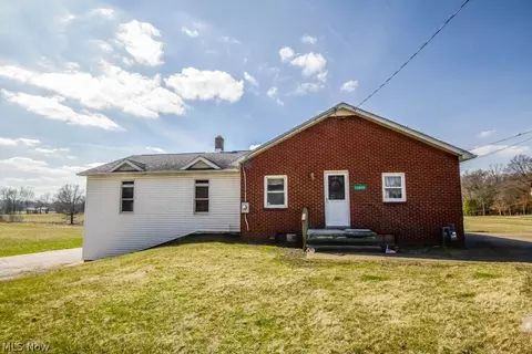 11343 Geib NE, Uniontown, OH 44685