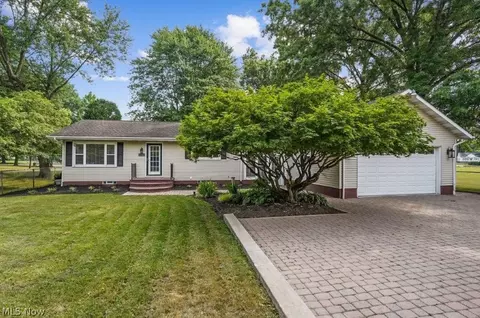 2746 Mogadore Rd, Akron, OH 44312