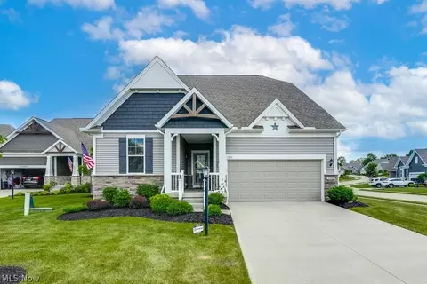 13511 Jacqueline Ct, Strongsville, OH 44136