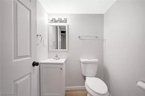 Bath - 14713 Corridon Ave, Maple Heights, OH 44137 photo 2 of 3