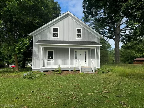 8363 State St, Kinsman, OH 44428