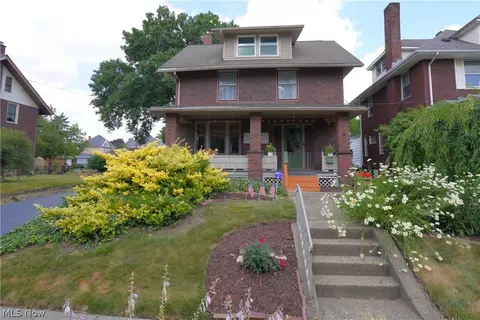 1109 17th St NW, Canton, OH 44703