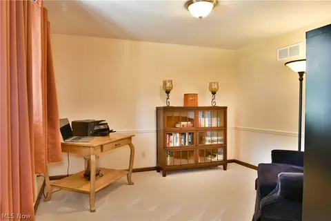 Other - 185 Maple Leaf Dr, Hubbard, OH 44425 photo 1 of 7