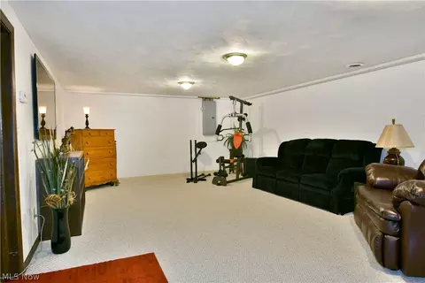 Other - 185 Maple Leaf Dr, Hubbard, OH 44425 photo 6 of 7