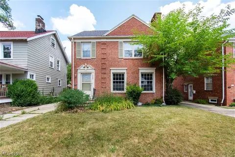 3697 Silsby Rd, University Heights, OH 44118