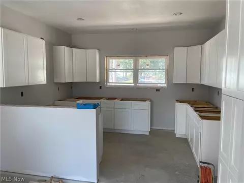 231 Lake Ave, Ashtabula, OH 44004 photo 10