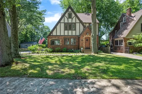 1348 Plainfield Rd, South Euclid, OH 44121