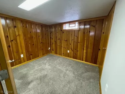 6209 Dunham Rd, Maple Heights, OH 44137 photo 12