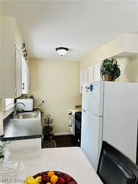 18613 Homeway Rd, Cleveland, OH 44135 photo 13