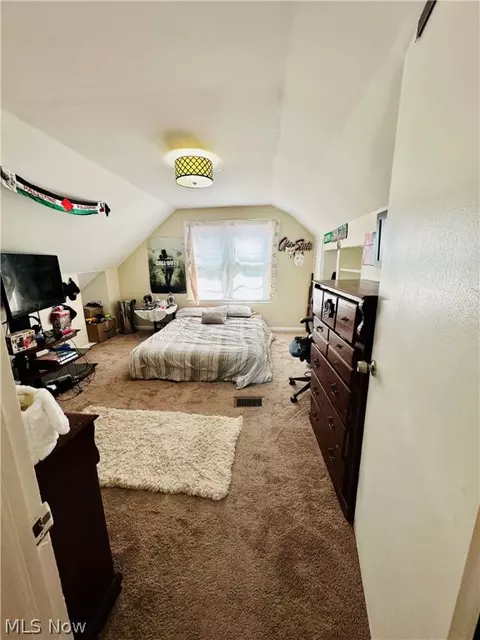18613 Homeway Rd, Cleveland, OH 44135 photo 18