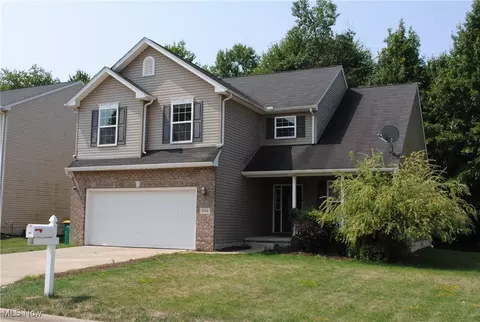 494 Stoneledge Dr, Richmond Heights, OH 44143