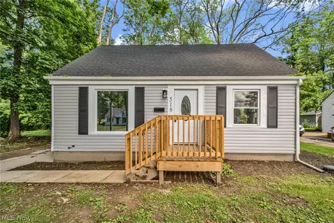 518 Cedarbrook Dr, Painesville, OH 44077