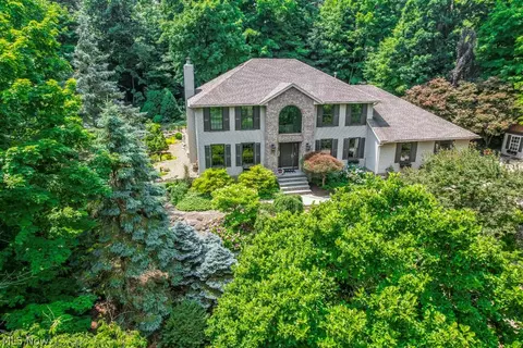8250 Wilhite Dr, Wadsworth, OH 44281