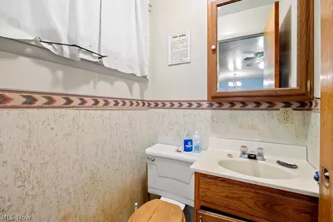Bath - 315 West St, Lagrange, OH 44050 photo 1 of 2