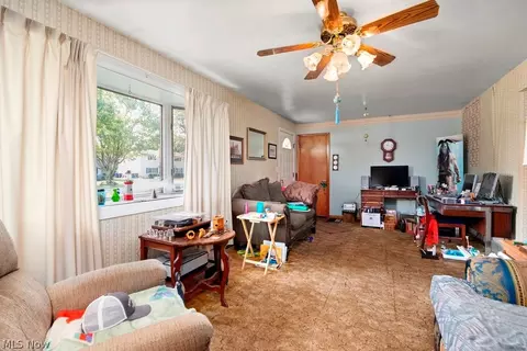 Living - 315 West St, Lagrange, OH 44050 photo 1 of 2