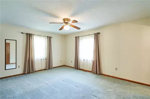 6518 Hiram Ave, Ashtabula, OH 44004 photo 8