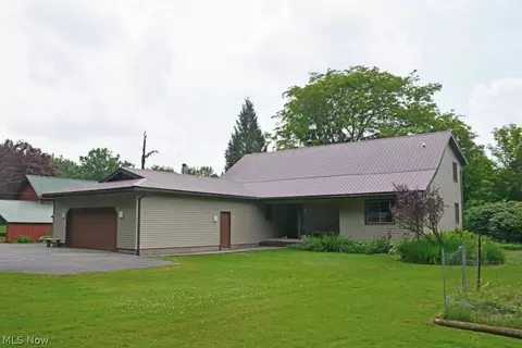 5585 Gibbs Rd, Andover, OH 44003