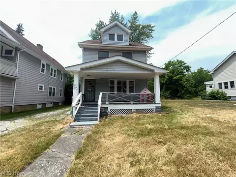 3382 E 145th St, Cleveland, OH 44120