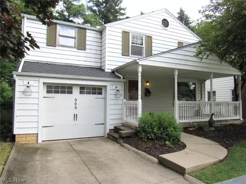 905 Campbell Cir NE, Massillon, OH 44646
