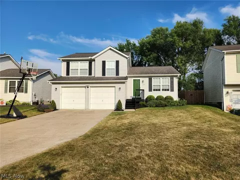 332 Abbeyville Rd, Medina, OH 44256
