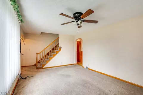 Living - 708 Grove St NE, Canton, OH 44721 photo 3 of 5
